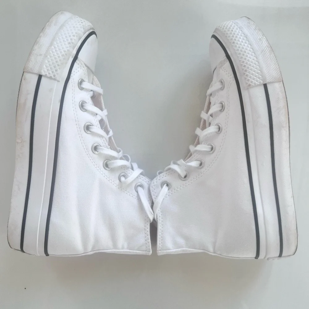Converse Chuck Taylor All Star High-Top Platform Sneaker Size 7 - Picture 4 of 13